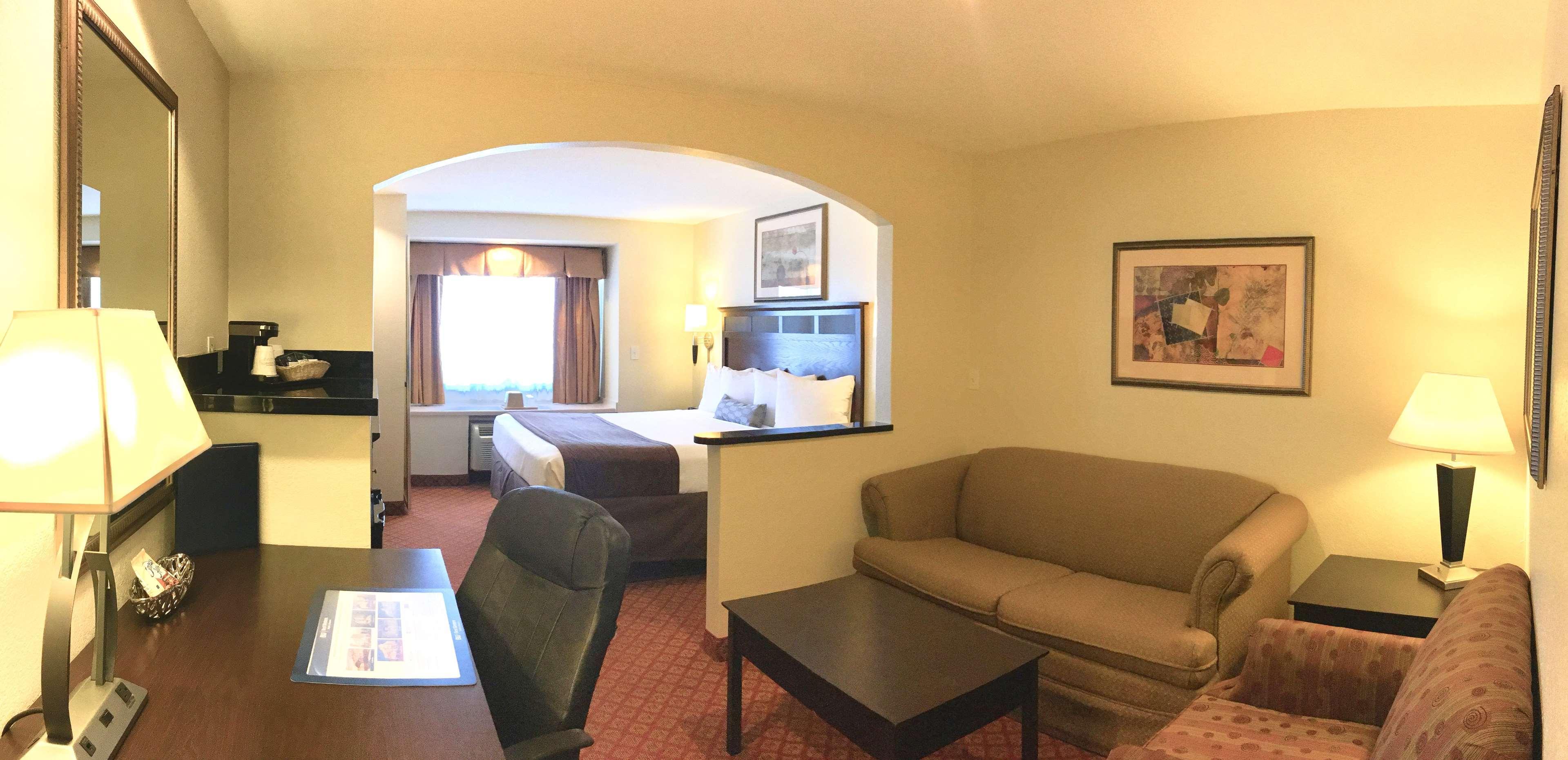 Best Western Roanoke Inn & Suites Exterior foto